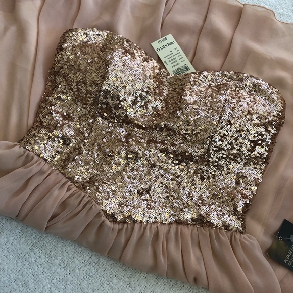 Arden B Dresses & Skirts - Strapless dress Rose Quartz size Medium